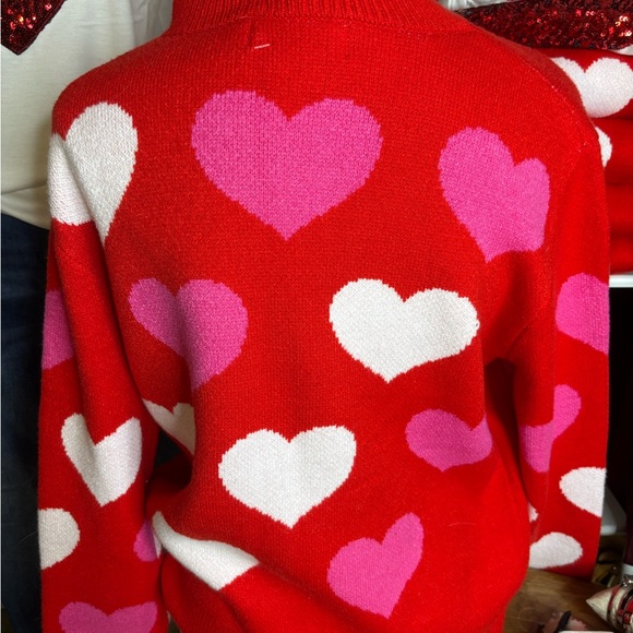 Heart Pattern Sweater - Picture 3 of 5